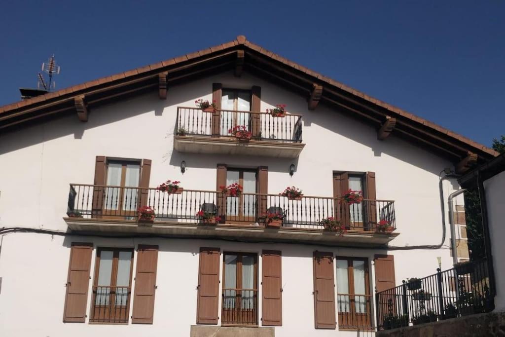 Ferienwohnung Gartzinea, Amplia Y Preciosa Vivienda Rural Ezkurra Exterior foto